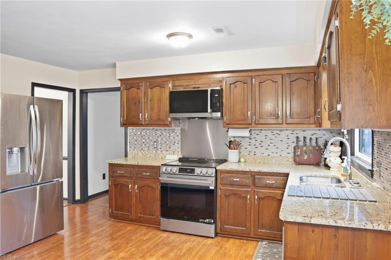 Photo 10 of 31 residential for sale in Chesapeake virginia Photo 10 of 31 residential for sale in Chesapeake virginia