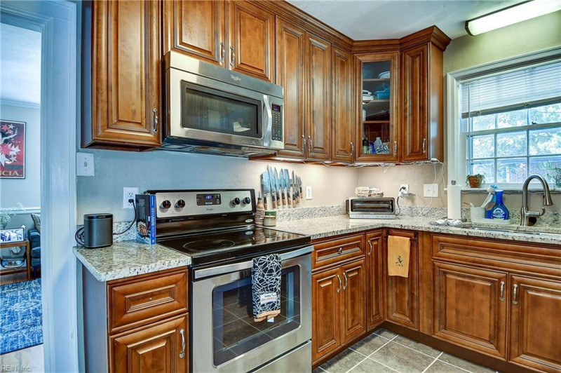 Photo 18 of 47 residential for sale in Portsmouth virginia Photo 18 of 47 residential for sale in Portsmouth virginia