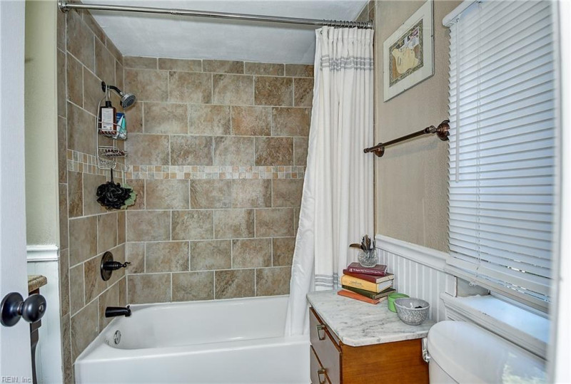 Photo 23 of 47 residential for sale in Portsmouth virginia Photo 23 of 47 residential for sale in Portsmouth virginia