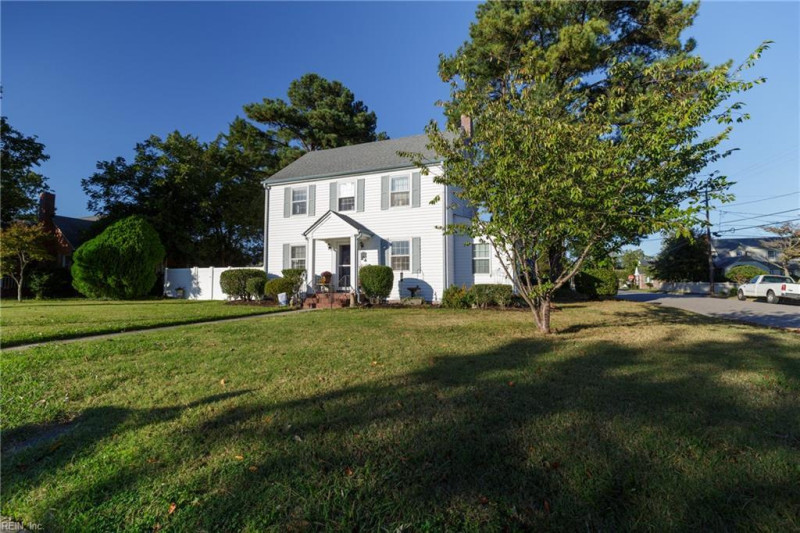 Photo 3 of 47 residential for sale in Portsmouth virginia Photo 3 of 47 residential for sale in Portsmouth virginia