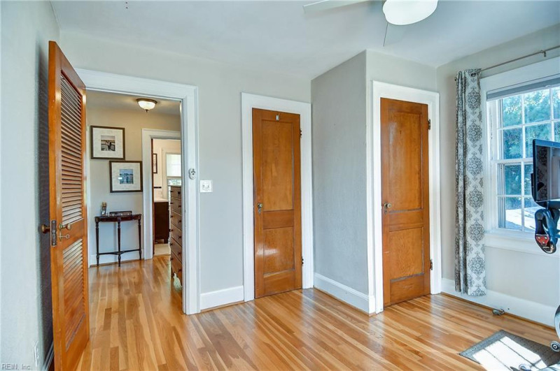 Photo 35 of 47 residential for sale in Portsmouth virginia Photo 35 of 47 residential for sale in Portsmouth virginia