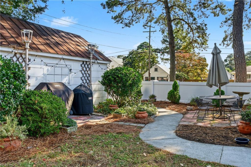 Photo 43 of 47 residential for sale in Portsmouth virginia Photo 43 of 47 residential for sale in Portsmouth virginia