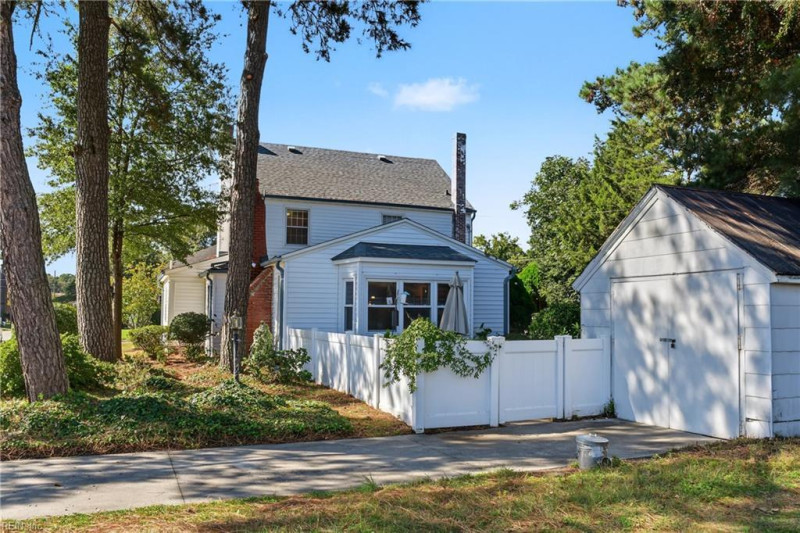 Photo 45 of 47 residential for sale in Portsmouth virginia Photo 45 of 47 residential for sale in Portsmouth virginia
