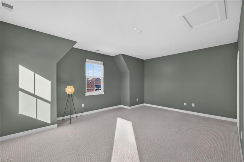 Photo 15 of 47 residential for sale in Chesapeake virginia