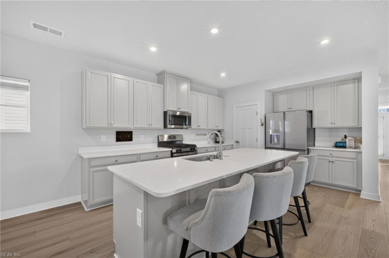 Photo 3 of 47 residential for sale in Chesapeake virginia