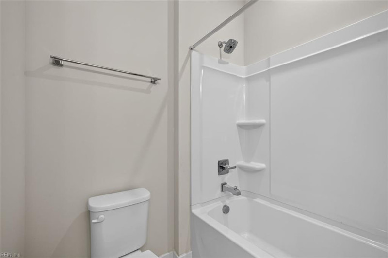 Photo 33 of 47 residential for sale in Chesapeake virginia
