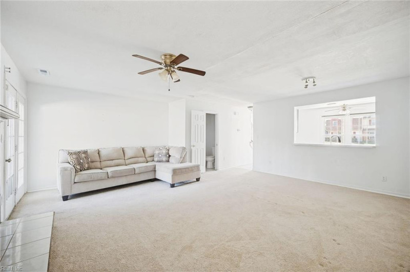Photo 15 of 50 residential for sale in Virginia Beach virginia