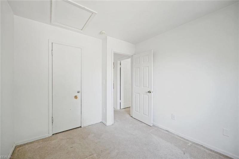 Photo 25 of 50 residential for sale in Virginia Beach virginia