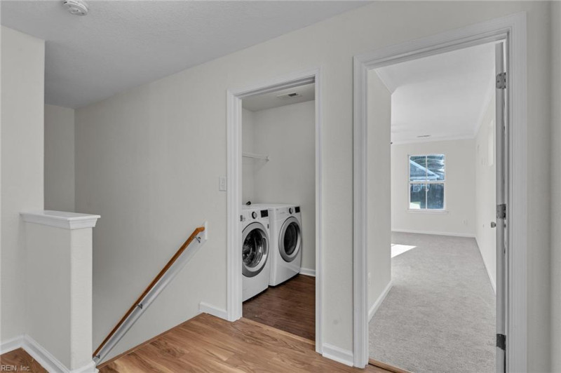 Photo 17 of 41 residential for sale in Chesapeake virginia