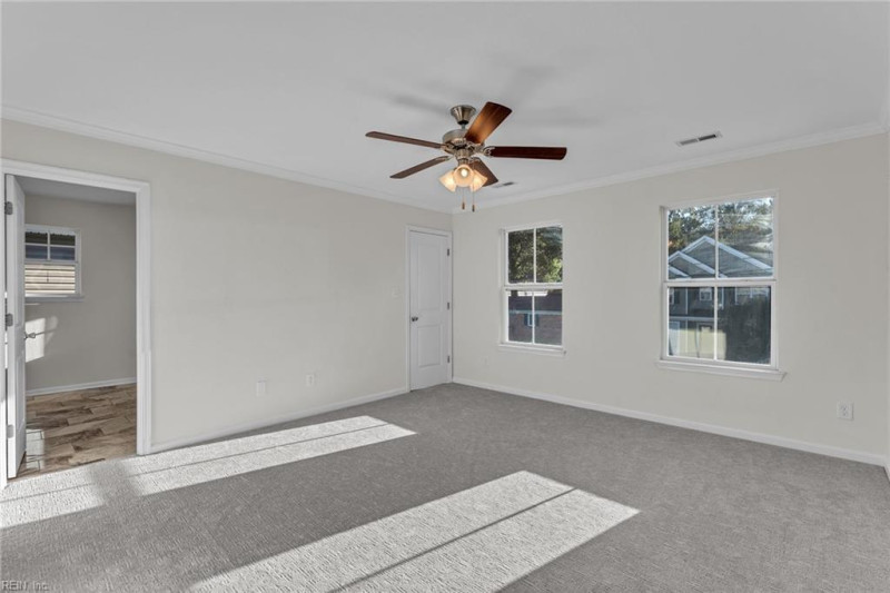 Photo 19 of 41 residential for sale in Chesapeake virginia