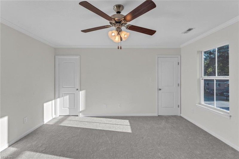 Photo 22 of 41 residential for sale in Chesapeake virginia