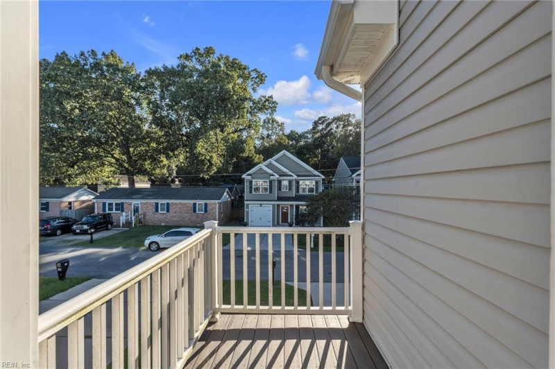 Photo 26 of 41 residential for sale in Chesapeake virginia