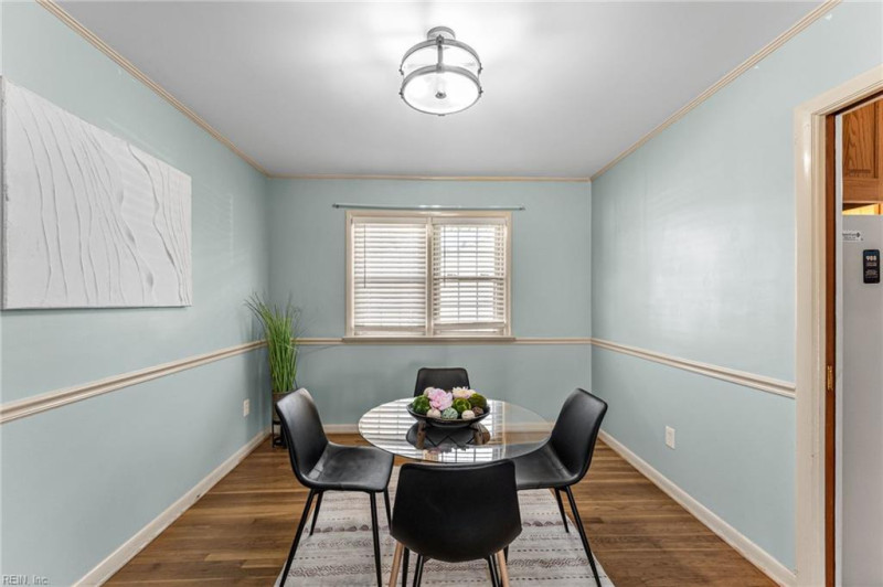 Photo 11 of 39 residential for sale in Newport News virginia
