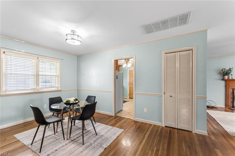 Photo 12 of 39 residential for sale in Newport News virginia