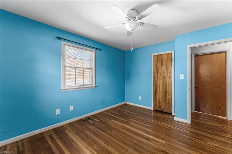 Photo 26 of 39 residential for sale in Newport News virginia