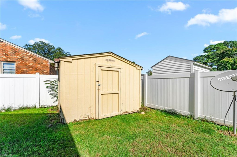 Photo 31 of 39 residential for sale in Newport News virginia