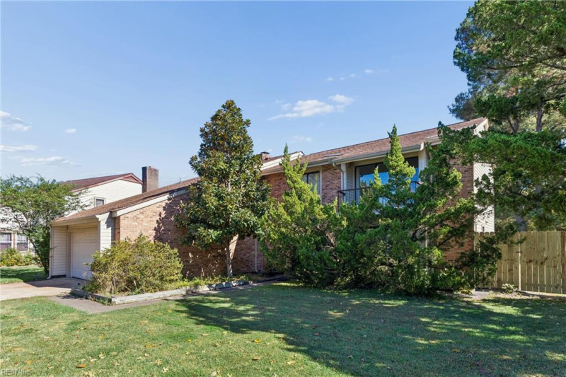 Photo 3 of 50 residential for sale in Virginia Beach virginia