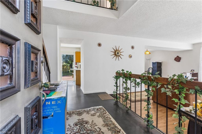 Photo 4 of 50 residential for sale in Virginia Beach virginia