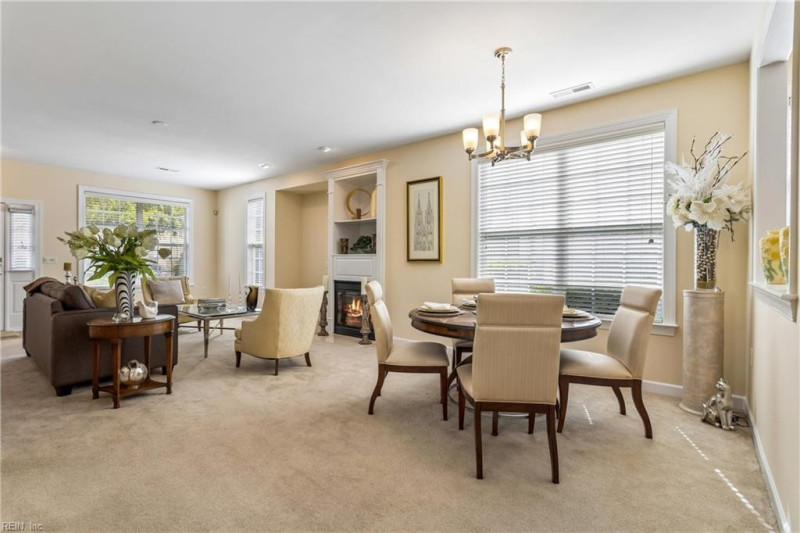 Photo 9 of 50 residential for sale in Chesapeake virginia