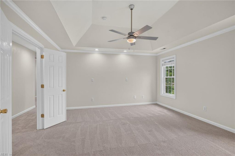 Photo 23 of 50 residential for sale in Chesapeake virginia