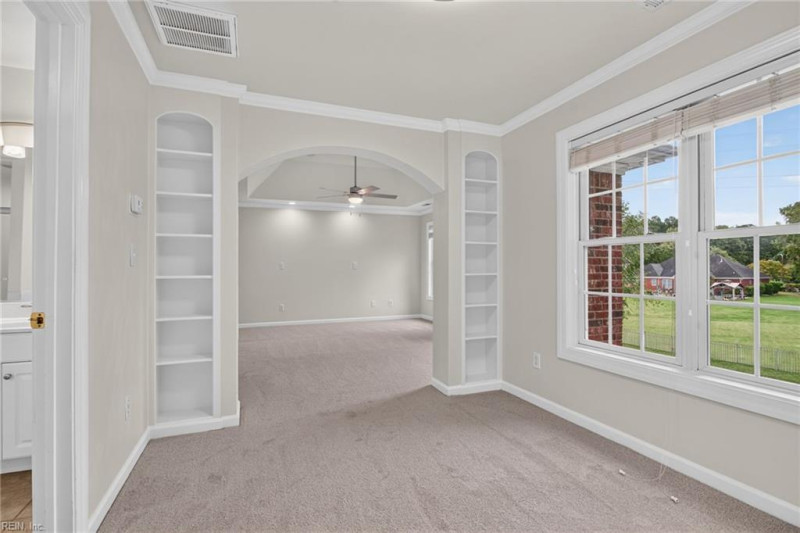 Photo 25 of 50 residential for sale in Chesapeake virginia