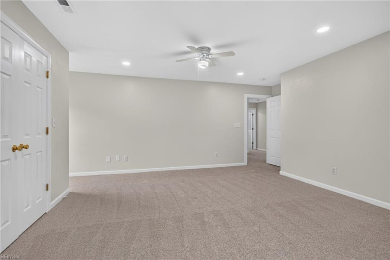 Photo 35 of 50 residential for sale in Chesapeake virginia