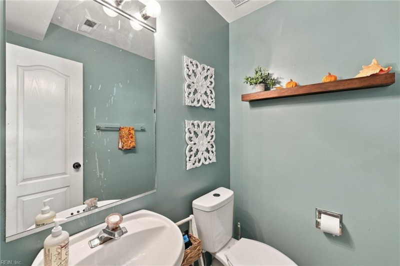 Photo 9 of 36 residential for sale in Virginia Beach virginia Photo 9 of 36 residential for sale in Virginia Beach virginia