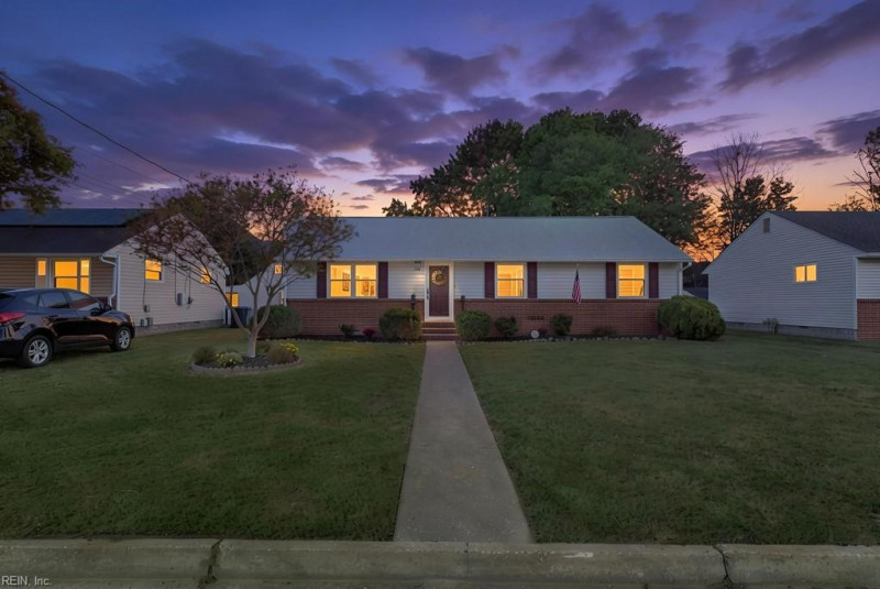 Photo 2 of 42 residential for sale in Hampton virginia