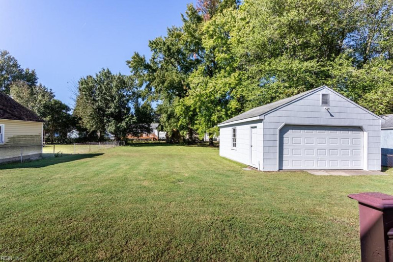 Photo 32 of 42 residential for sale in Hampton virginia