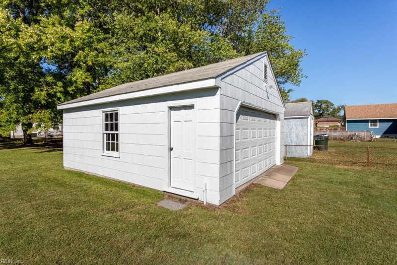 Photo 33 of 42 residential for sale in Hampton virginia