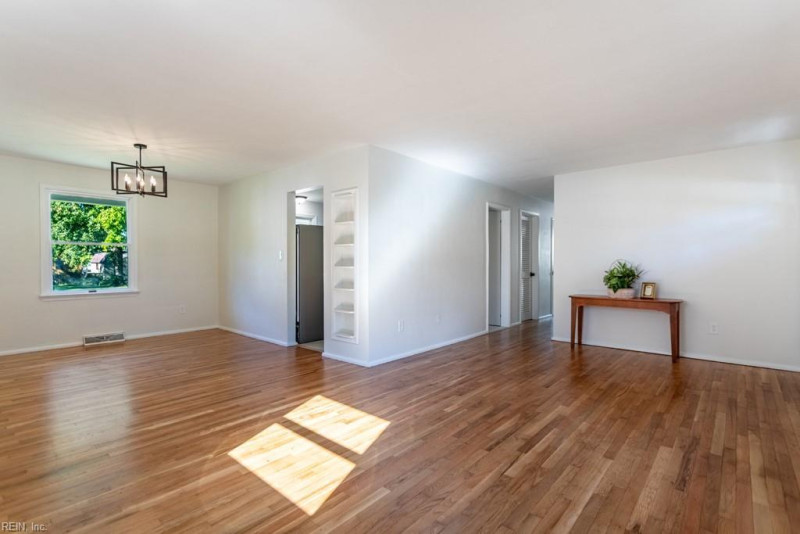 Photo 5 of 42 residential for sale in Hampton virginia