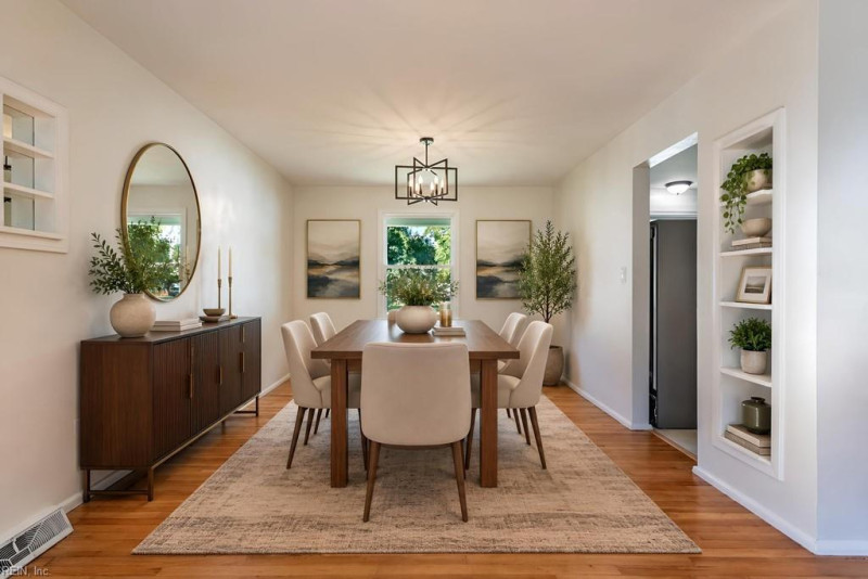 Photo 8 of 42 residential for sale in Hampton virginia