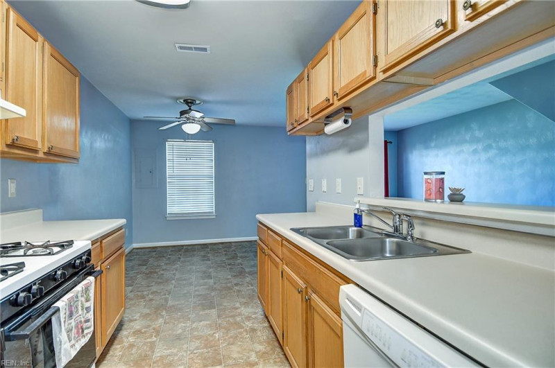 Photo 20 of 44 residential for sale in Suffolk virginia Photo 20 of 44 residential for sale in Suffolk virginia