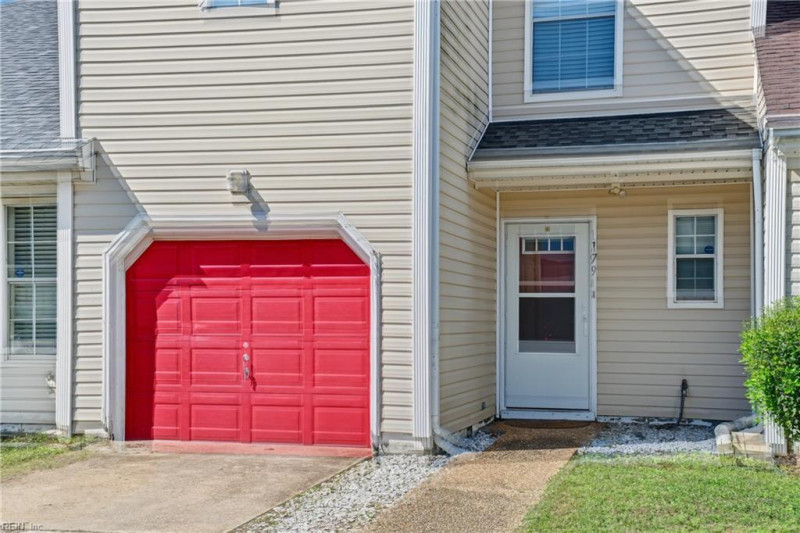 Photo 6 of 44 residential for sale in Suffolk virginia Photo 6 of 44 residential for sale in Suffolk virginia