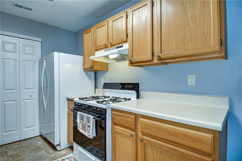 Photo 7 of 44 residential for sale in Suffolk virginia Photo 7 of 44 residential for sale in Suffolk virginia