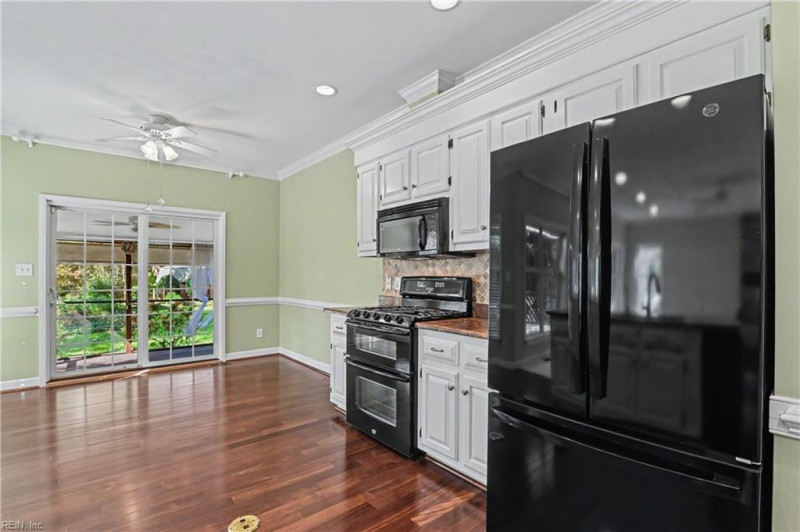Photo 12 of 50 residential for sale in Chesapeake virginia Photo 12 of 50 residential for sale in Chesapeake virginia