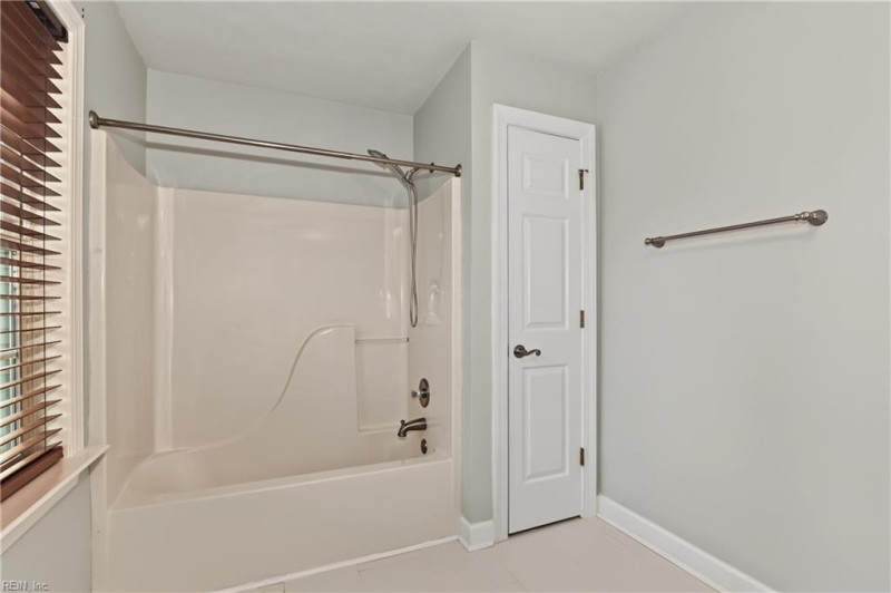 Photo 38 of 50 residential for sale in Chesapeake virginia Photo 38 of 50 residential for sale in Chesapeake virginia