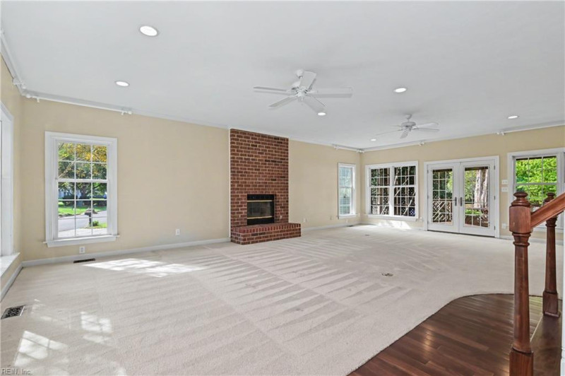 Photo 5 of 50 residential for sale in Chesapeake virginia Photo 5 of 50 residential for sale in Chesapeake virginia