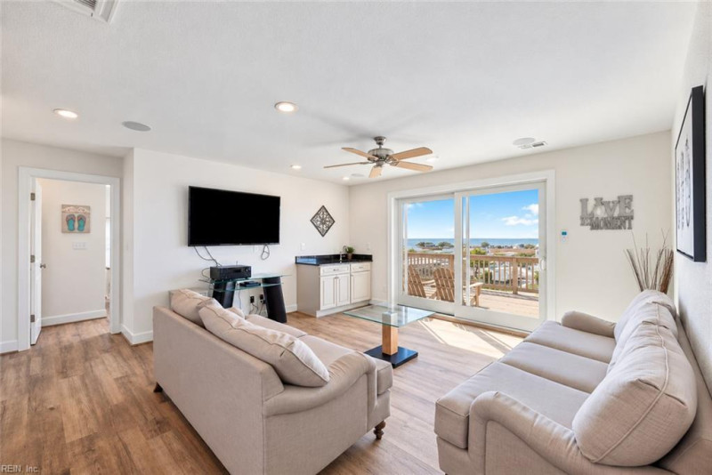 Photo 22 of 46 residential for sale in Virginia Beach virginia