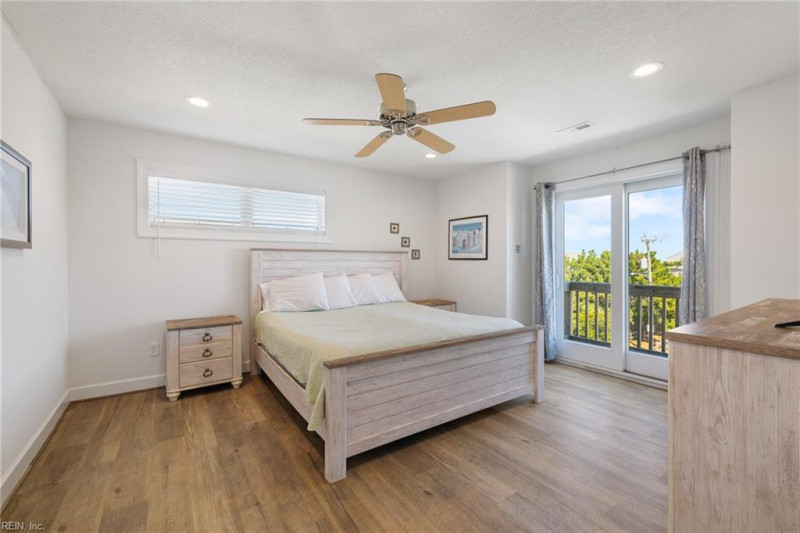 Photo 24 of 46 residential for sale in Virginia Beach virginia