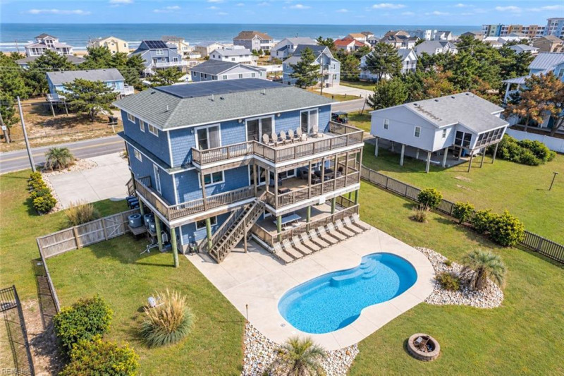 Photo 4 of 46 residential for sale in Virginia Beach virginia