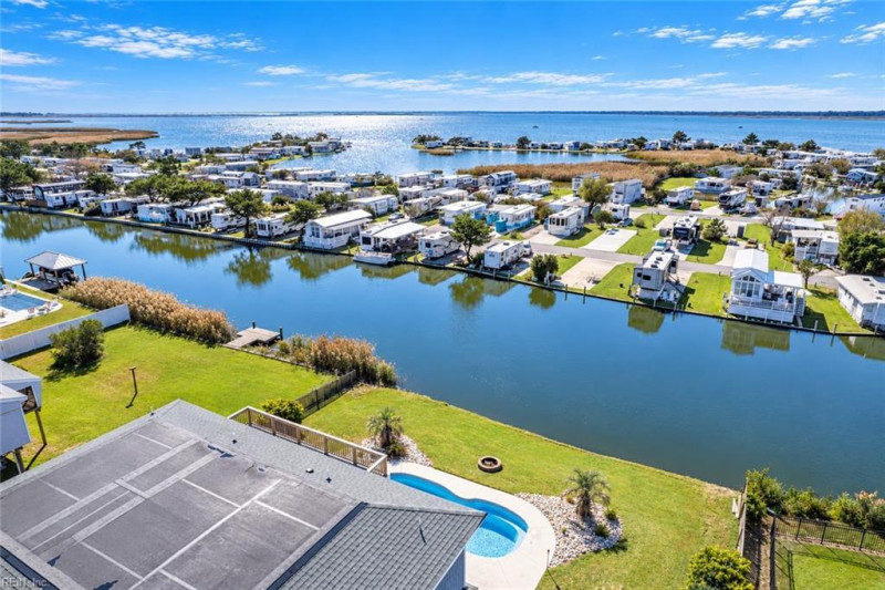 Photo 9 of 46 residential for sale in Virginia Beach virginia