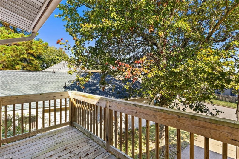 Photo 16 of 28 residential for sale in Virginia Beach virginia