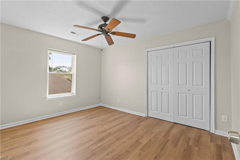 Photo 22 of 28 residential for sale in Virginia Beach virginia