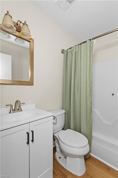 Photo 23 of 28 residential for sale in Virginia Beach virginia