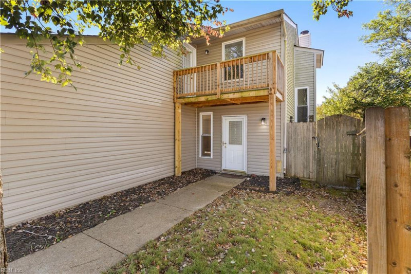 Photo 3 of 28 residential for sale in Virginia Beach virginia