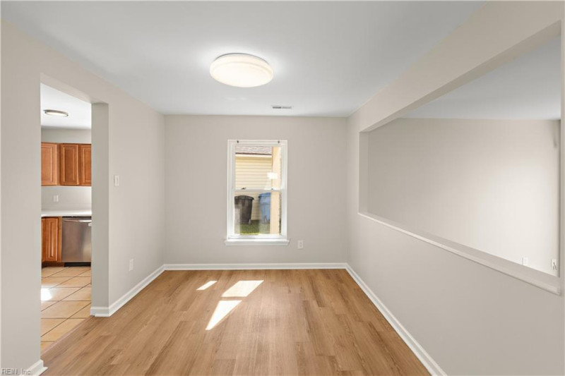 Photo 8 of 28 residential for sale in Virginia Beach virginia