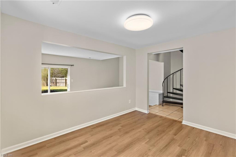 Photo 9 of 28 residential for sale in Virginia Beach virginia