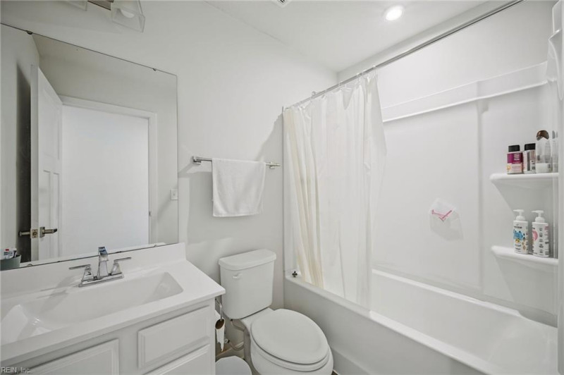 Photo 31 of 34 residential for sale in Chesapeake virginia Photo 31 of 34 residential for sale in Chesapeake virginia