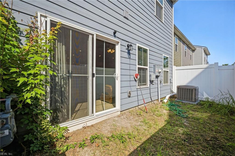Photo 32 of 34 residential for sale in Chesapeake virginia Photo 32 of 34 residential for sale in Chesapeake virginia